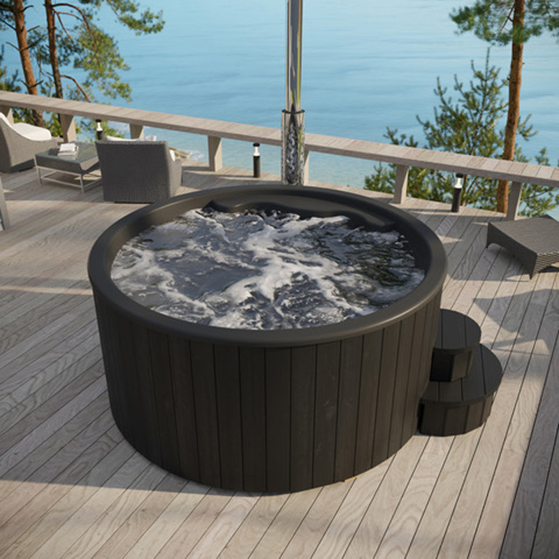 hot-tub-black-4.jpg